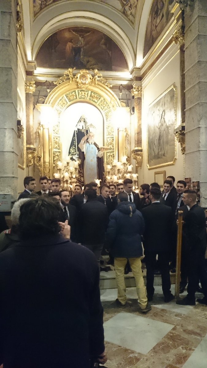 Proceso en honor a #SantAntoni2016 #vitol #Canals