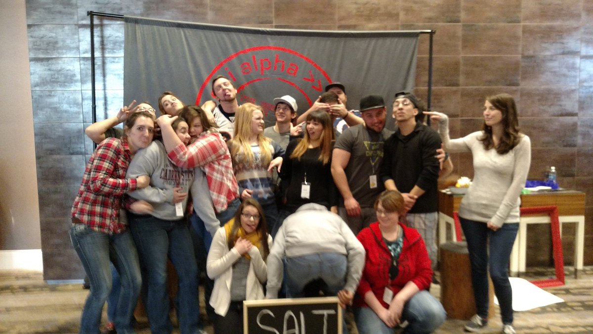 tanker_67's tweet photo. Awkward group foto #sogpsalt16 #dontusethisone #awkward #whydidisharethis https://t.co/CZJl7wwO3Y