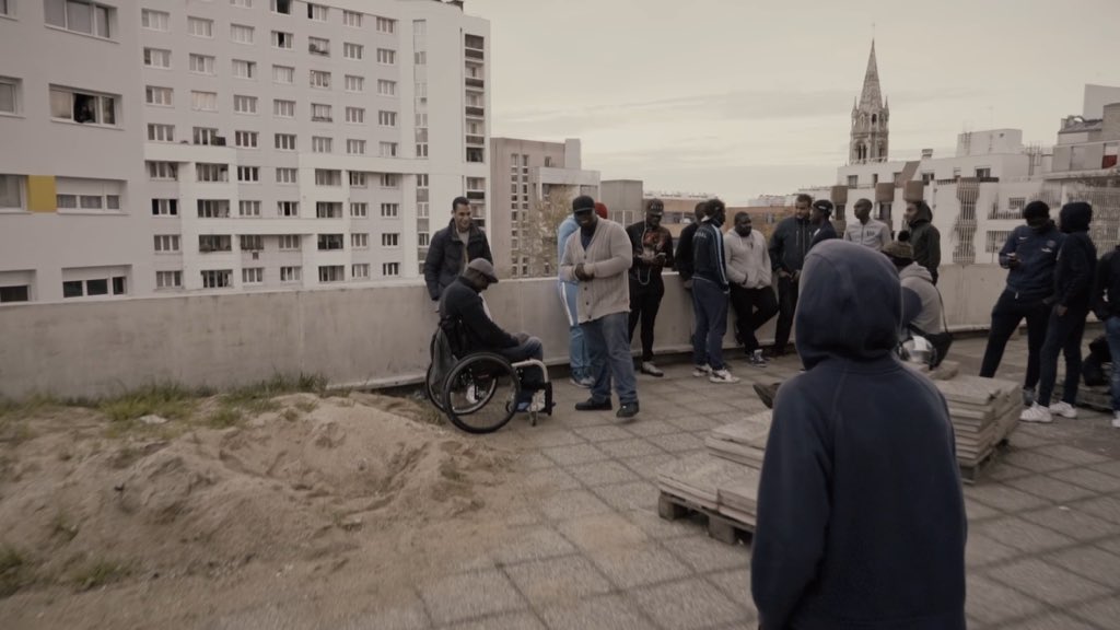 LeKomplo's tweet photo. #LeKomplo' – Maintenant

« Le moral plombé, combien sont tombés... »

→ https://t.co/t9XPs0snQI https://t.co/ofPfnbwYvL
