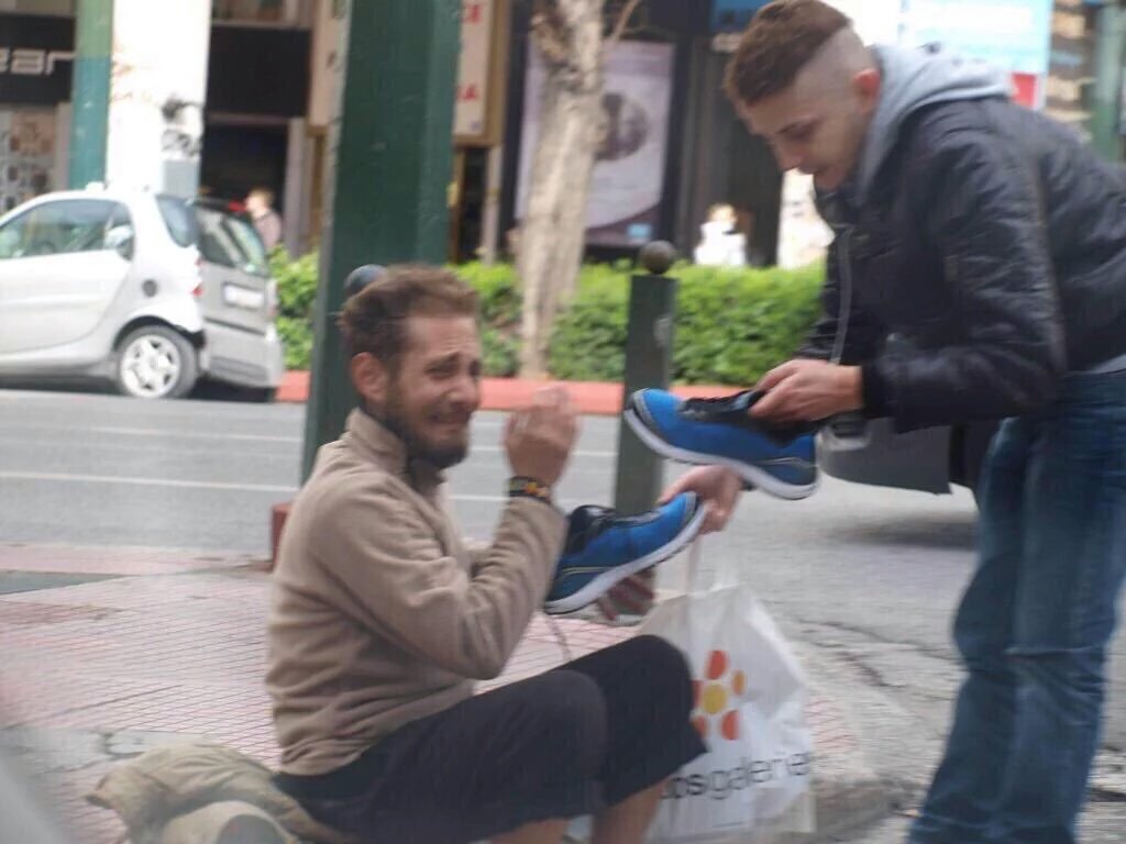 ILUMINAZZI's tweet photo. O mundo está cheio de pessoas boas, se você não encontrar uma seja uma. https://t.co/qfVrHhqK0k