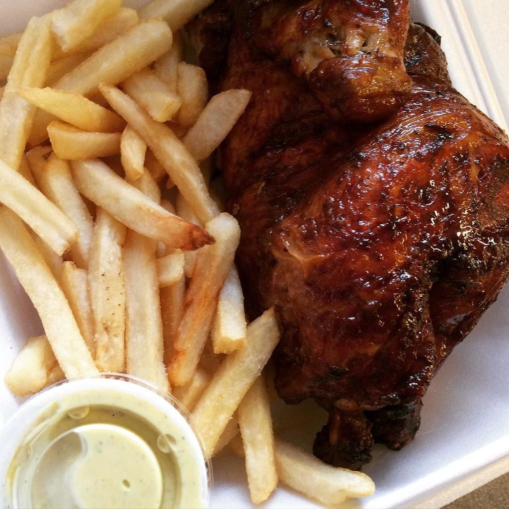Peruvian chicken from @comocarlltos. #goodtobeintheloop