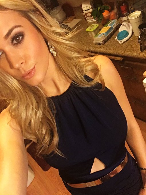 Follow my snaps today!  I'll be featuring celebs and all kind of BTS from the critics choice awards!<a href="/tag/puertorico"class="tags"><span>#puertorico</span></a><a href="/tag/vieques"class="tags"><span>#vieques</span></a>