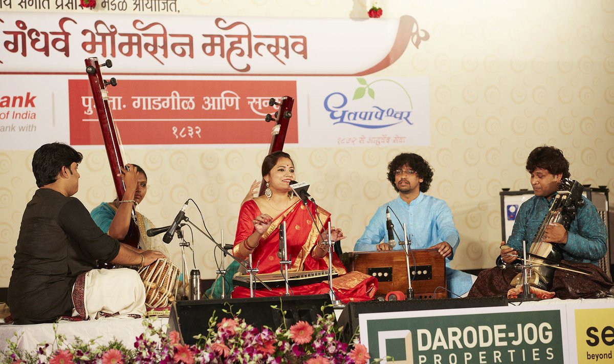 devpangarkar's tweet image. 