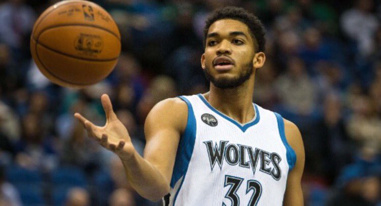 Who is your Rookie of the Year? 

Retweet for Kristaps Porzingis!

Favorite for Karl-Anthony Towns!