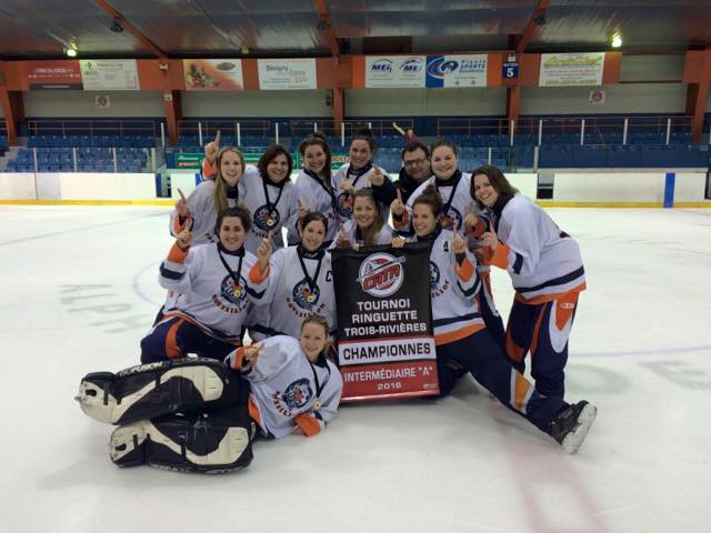 ARRoussillon's tweet photo. Médaille d'or de l'inter A Rockets Roussillon au tournoi Trois-Rivières. 2e médaille d'or en 2 tournois. #ARRINA16 https://t.co/0OCa6UXIn6