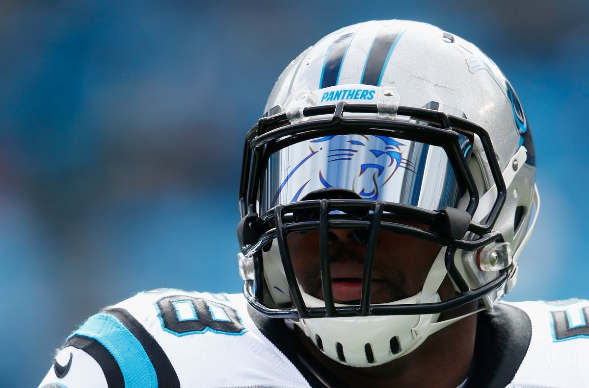 SportsCenter's tweet photo. Thomas Davis' visor today was 🔥🔥🔥🔥 https://t.co/mFyq87Hc5m