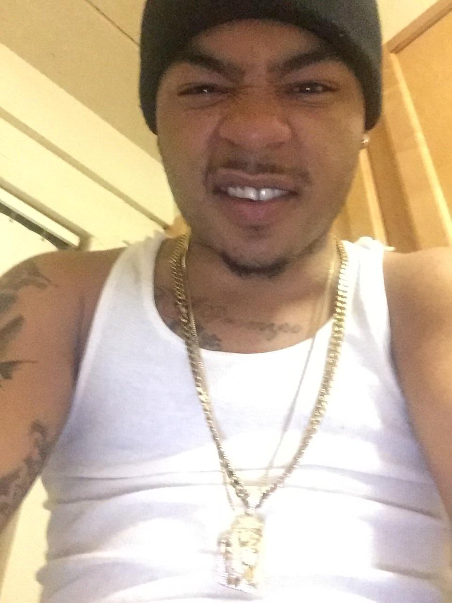 RocBoyAlo3's tweet photo. 🌞🌞🌞 Side 🅿 https://t.co/oGXDjzZS0B