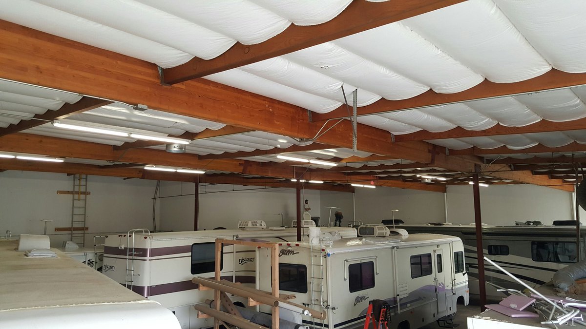 TheRvRoofMan's tweet photo. Outgrew our old space in 2 months,now we have room to grow and we are now offering full service in Sacramento https://t.co/7RlKyiJIIA