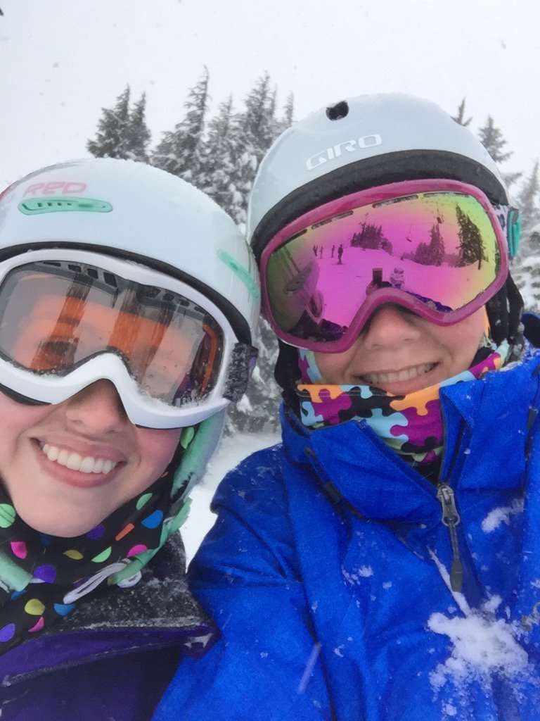 myredvansrock's tweet photo. Snowbunnies! https://t.co/n3BKSwipRU