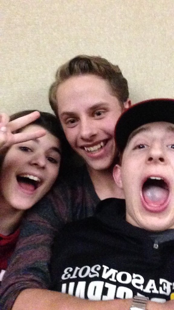 symons28's tweet photo. Thin mints, @TEFTY, and late nights. Thank @nftypar for another fabulous #winsty16 #paryearbook https://t.co/xRyHmqP8fQ