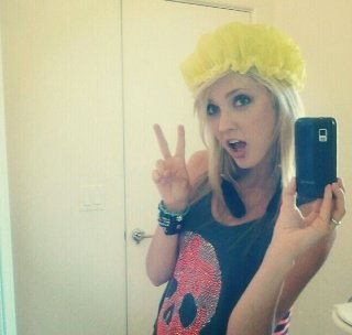 Ok I need help I think I'm drunk XD send life support