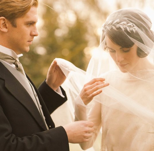 michaela_sewell's tweet photo. Dream wedding!! The dress, the hairband, the guy!! #DowntonAbbey #Matthery #1920s #MaryAndMatthew #FavouriteCouple 💕 https://t.co/WmhPGIRgYf