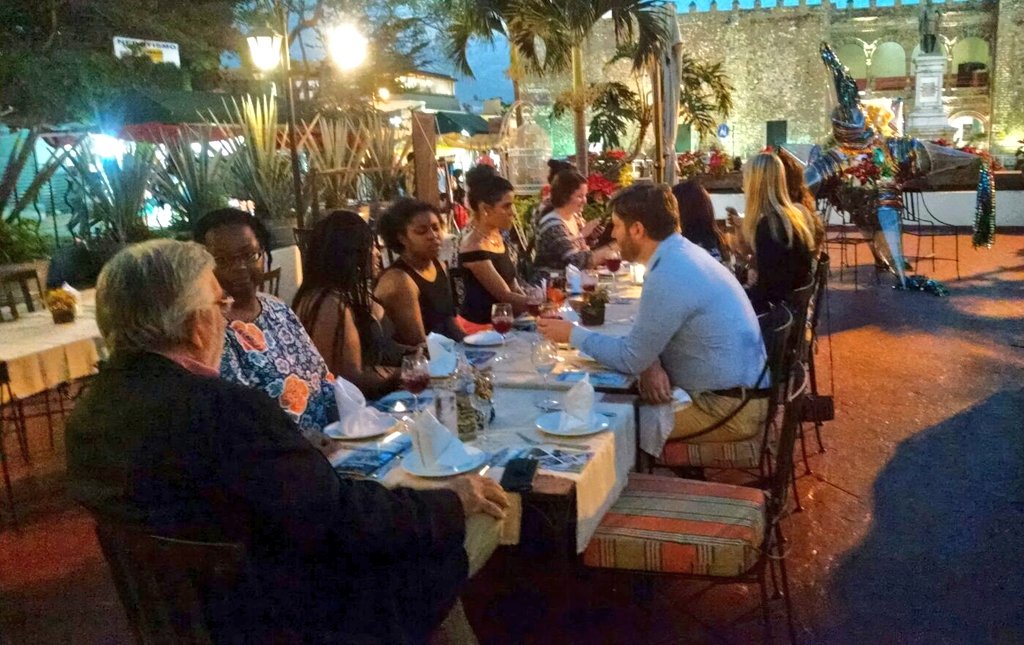 Bienvenida al Grupo de Estudiantes de Español de la escuela #Cemanahuac, 35 años trayendo grupos de #Minnesota. #Mor