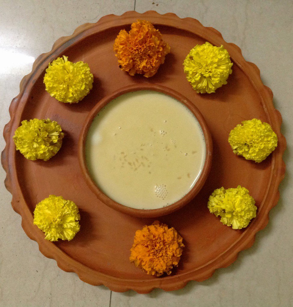 Somasray's tweet photo. #ricepudding #datejaggery #winterspeciality #bengali/indiancuisine #dessert
Recipe link @ https://t.co/fip0TKGKFA https://t.co/Xp9xSPScc1