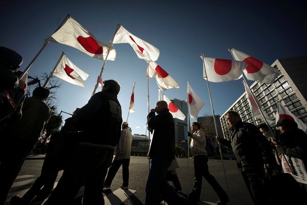 纽约时报中文网on Twitter 日韩达成慰安妇协议对中国意味 着什么 日本与韩国各自出于战略务实的考虑 就慰安妇问题达成协议的历史突破是在美国的介入与施压实现的 也可以放在美日韩同盟的背景下解读 中国对此做何感想 T Co V1k4plff2j T Co