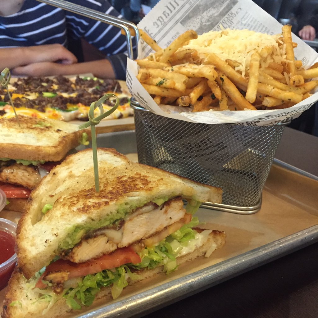 DradeVsFood's tweet photo. The Blacklist Sandwich from @FoodHausCafe 😍😍 https://t.co/kN9fo15Q2q