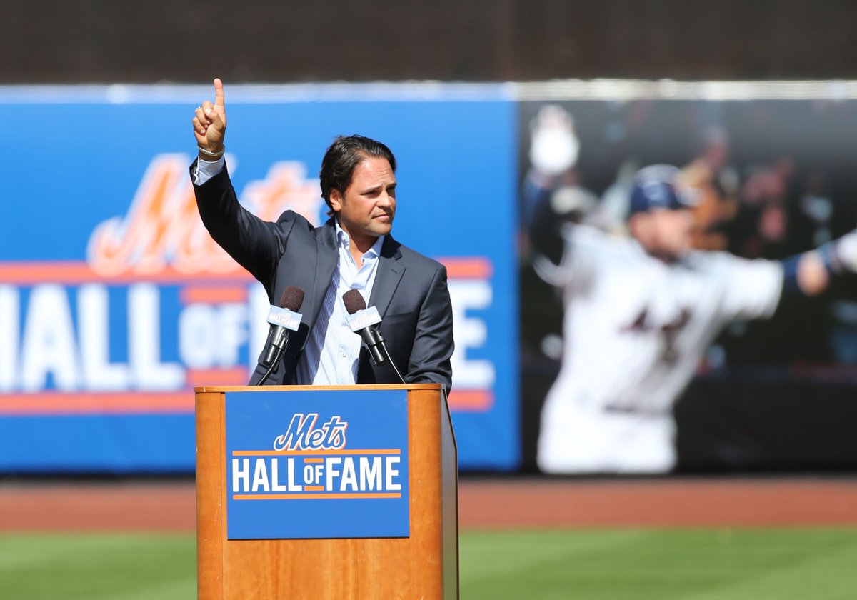 Mets's tweet image. Tomorrow @mikepiazza31 could be headed to Cooperstown. RT if you think he will be voted in. Fav if you know he will.