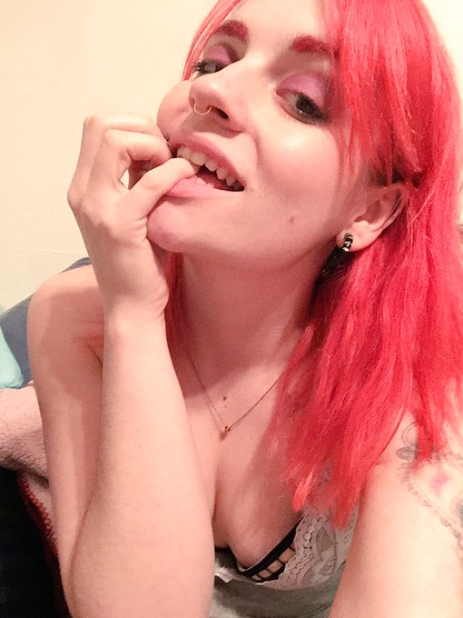 On cam in 30 min @realfreewebcams come play with Pouty! @JPromotes @OcalaTim01 @619foreva @HornyDutchy<a class="tags" target="_blank" title="On Twitter" href="/?out=eyJ0eXAiOiJKV1QiLCJhbGciOiJIUzUxMiJ9.eyJpYXQiOjE3MjU3NDU3NTUsImlzcyI6InR3cG9ybnN0YXJzLmNvbSIsIm5iZiI6MTcyNTc0NTc1NSwiZXhwIjoxNzU3MjgxNzU1LCJyZWRpcmVjdF91cmwiOiJodHRwczovL3R3aXR0ZXIuY29tL3JlYWxmcmVld2ViY2FtcyJ9.y0WGBKO0qfMxZjZy1VTVRcC6THyJsPhB9AfkgjkOSuYsTBeJUBVFpdKs-6UQ-jn7fBO1fhw6Vc-JN5SBANsA3g">@realfreewebcams</a><a href="/tag/tushietuesday"class="tags"><span>#tushietuesday</span></a>