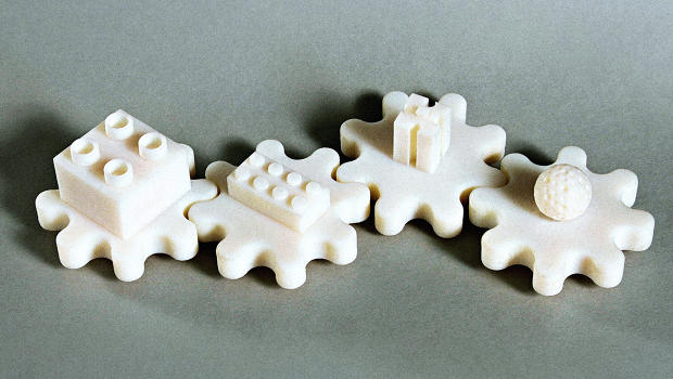 FastCoDesign's tweet image. Build with Lego, K'nex, and 8 other toys at once with this free universal adapter set buff.ly/1R9ENQA