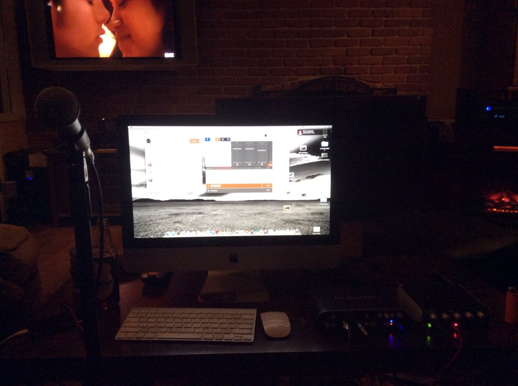rawpodcast's tweet photo. We are all set up! Tune in 10 minutes early (7:35) for our musical pre-show! #DoinItRaw #Live https://t.co/tbIpw6wnVe