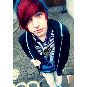 I iz ugly but rt if u wanna date me ~Kyle
