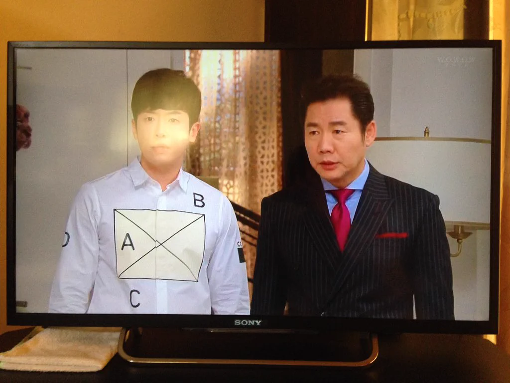 韓国ドラマの独特な世界観。緊迫なシーンだけど笑ってしまうwww