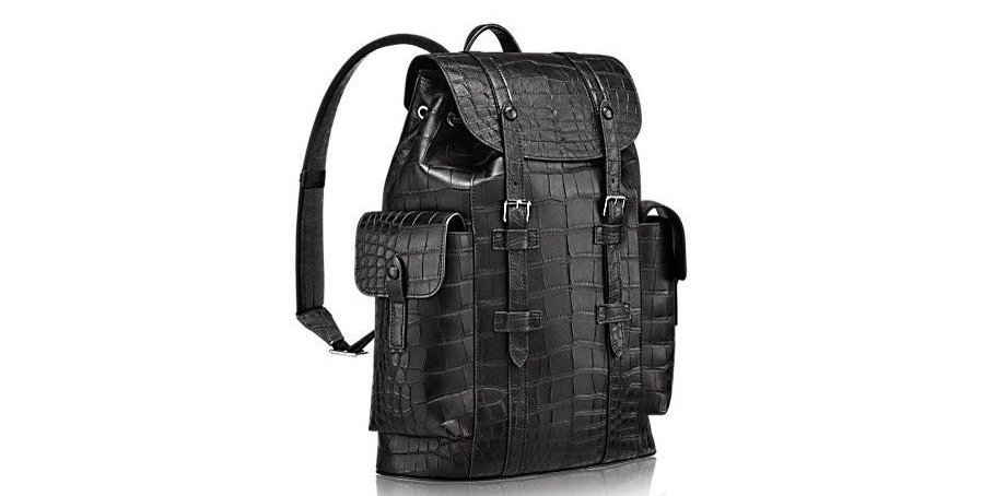 HYPEBEAST's tweet photo. .@LouisVuitton unveils a luxe crocodile leather backpack priced at $81,500 USD.
https://t.co/2lXwQe7gek https://t.co/ID3KVAI0JP