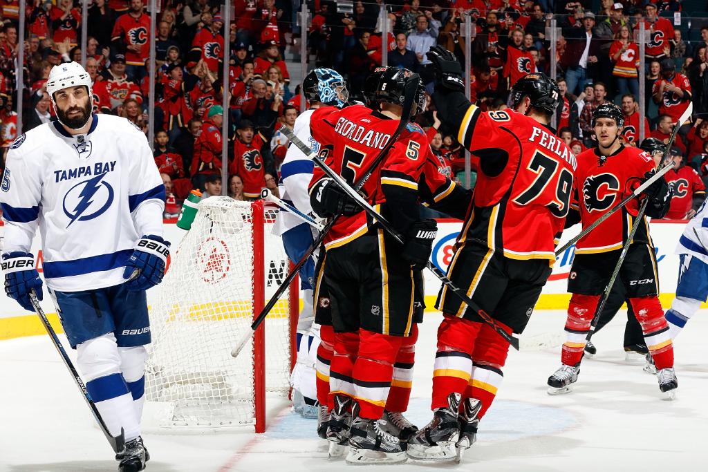 NHL tweet picture