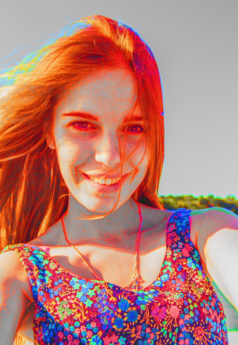 Selfie_Matic's tweet photo. Sick edits done easy! #art #photography #games #iot #fun #cool #startup #TooColdTuesday https://t.co/stqghVgYno https://t.co/wo2IXdFtTu