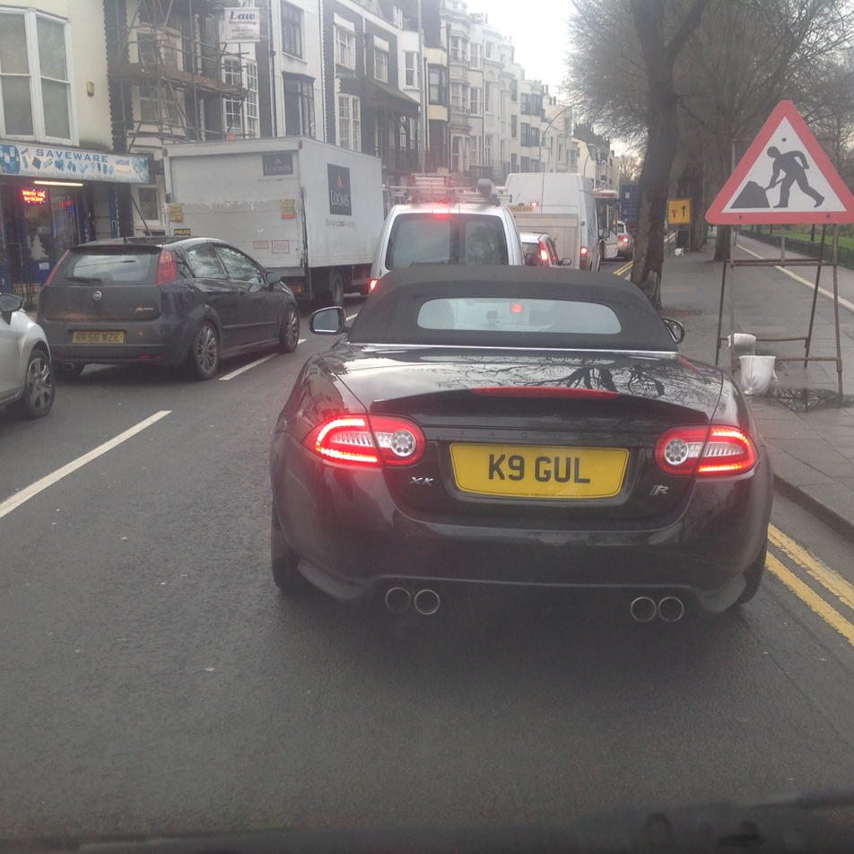 Even better #Brighton gridlock simultaneously south AND east/west! Planning anyone?