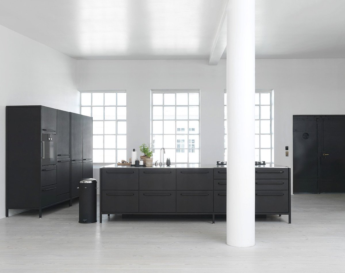 share_design's tweet image. I was fortunate to be invited into the #home and #office of #JetteEgelund, the owner of #Vipp in #Copenhagen.