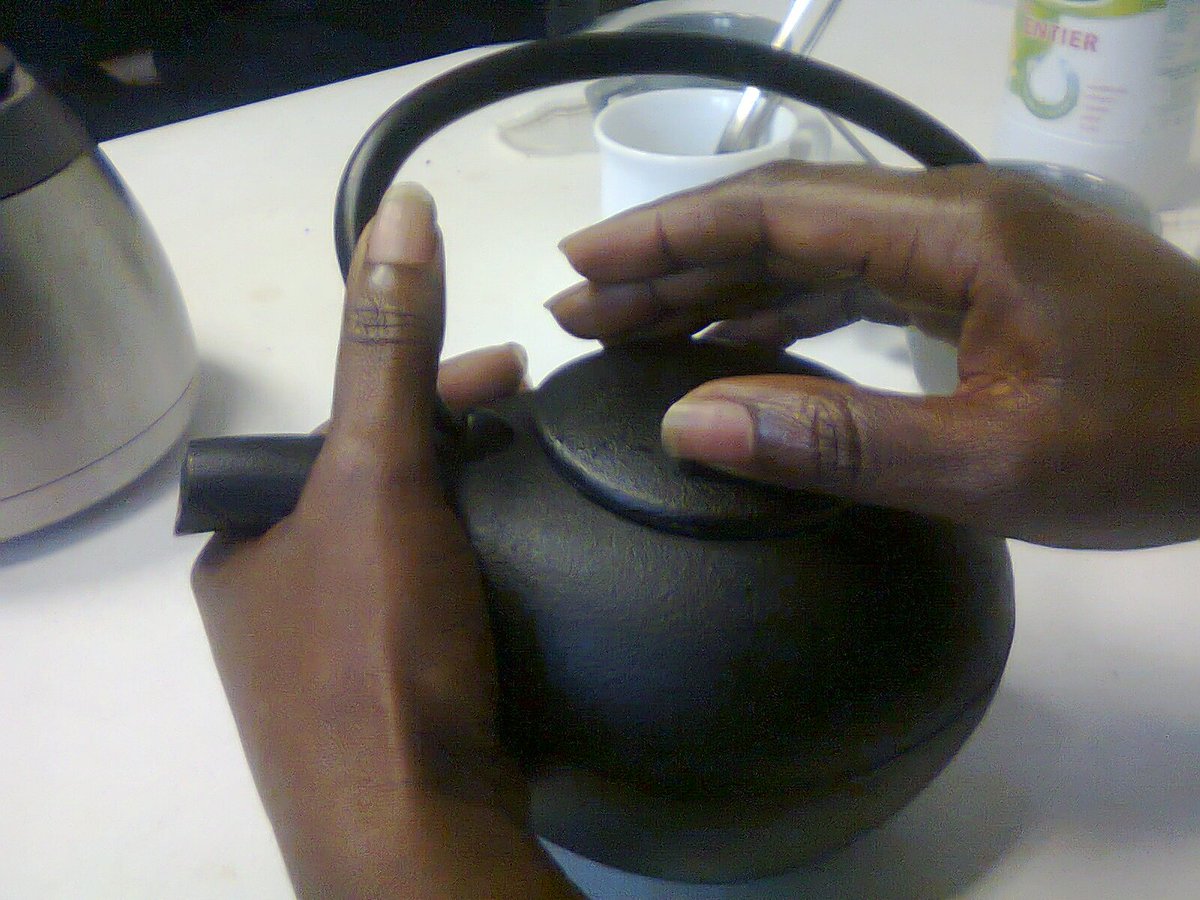 AnathalieTM's tweet photo. Bonjour matinaux :)))
Tea or #Ikawa ?
Riche journée à Vous!
#PicTech @ @ACCORTise Creative https://t.co/Cyrwf2ydRQ https://t.co/Ud9aMMK4Io