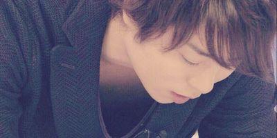 ______A_rr's tweet photo. .

.

　　　　　　また　泣いてるし　、

.

　　　　#Nrさんのお友達がこれをRtしてくれるはずなのでRtして気になる人お迎え 

.

　　　　　　　なにしたの　、

　　　　　　　ほら　、おいで https://t.co/UuULgKgfIE