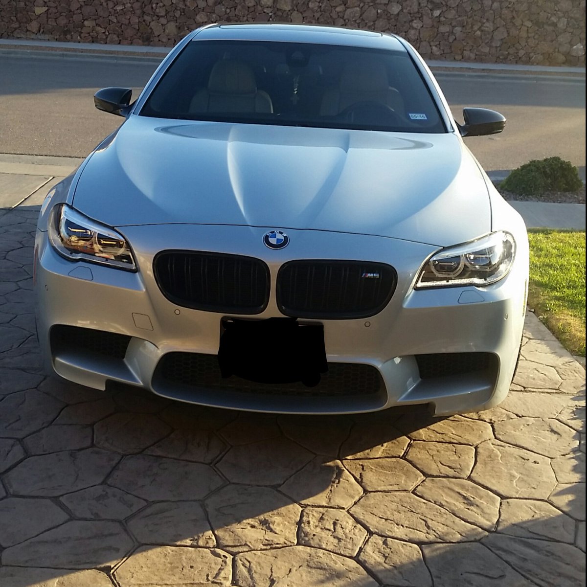 Jazxgaming's tweet photo. @BMW gorgeous  m5 https://t.co/H5hbwyuXnh