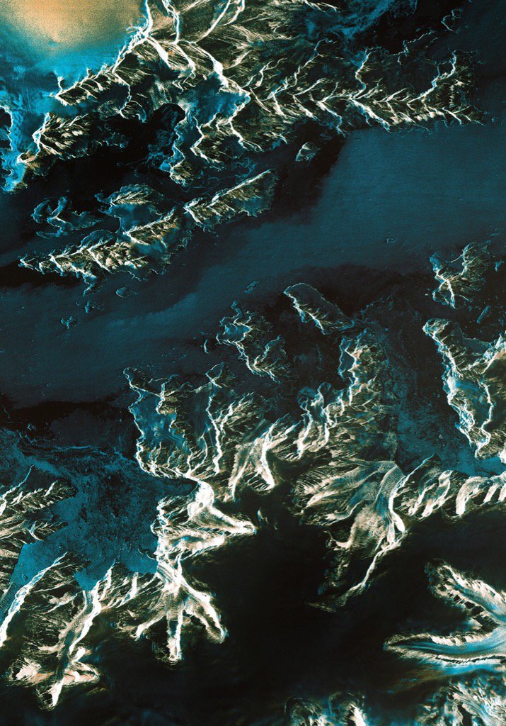 asmarkov's tweet image. WLPPR — breathtaking images from above itunes.apple.com/app/id99118252… by wlppr.co