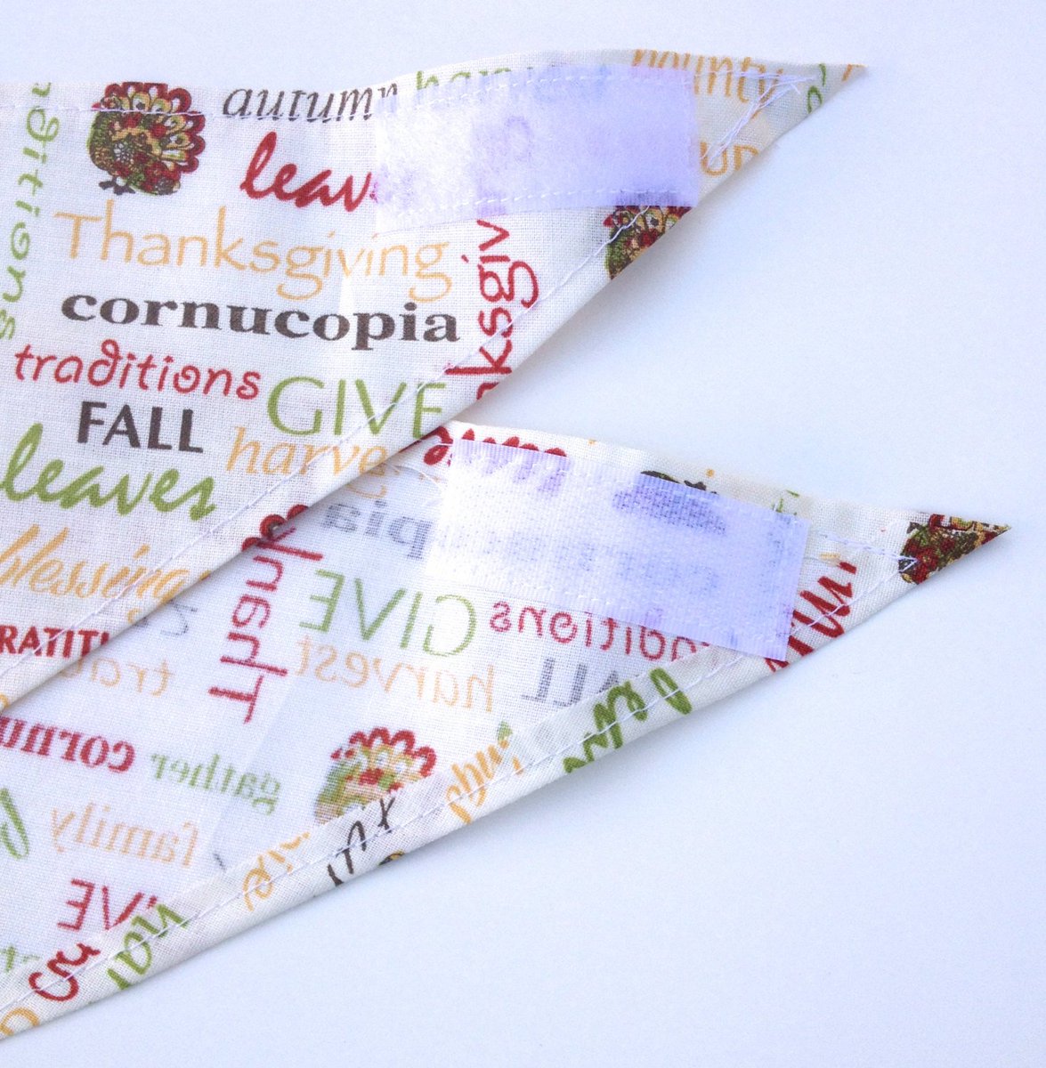 pawliciouspets's tweet photo. Thanksgiving Autumn Give Thanks Pet Bandana - SIZE EXTRA LARGE https://t.co/OqSl1oHlc6 #Etsy #PetBandana https://t.co/FHeNYhib0j