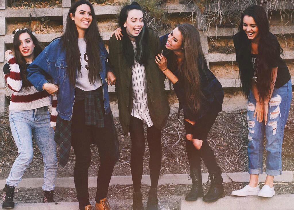 krisistina221's tweet photo. retweet if you see this on your timeline and like cimorelli

i wanna see how far this can go https://t.co/6Un5w6F226