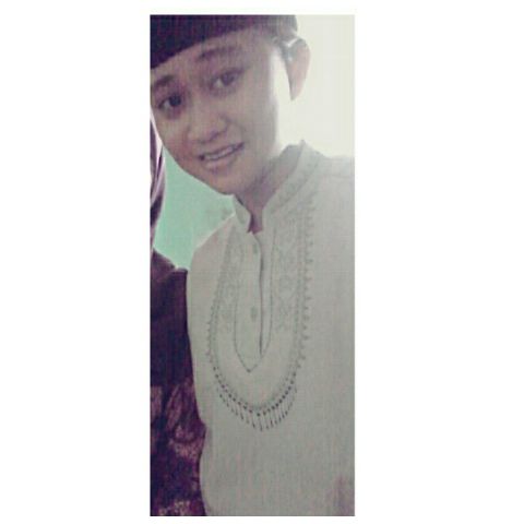 FArumdhani's tweet photo. Adh gk tau lgi omg ap buat in org syg bgt dah pkknya tmn udh lma sling prcya.Jgn prnh bsan sma ak y ttp jdi syngku😍😘 https://t.co/RCiOKVkkjK