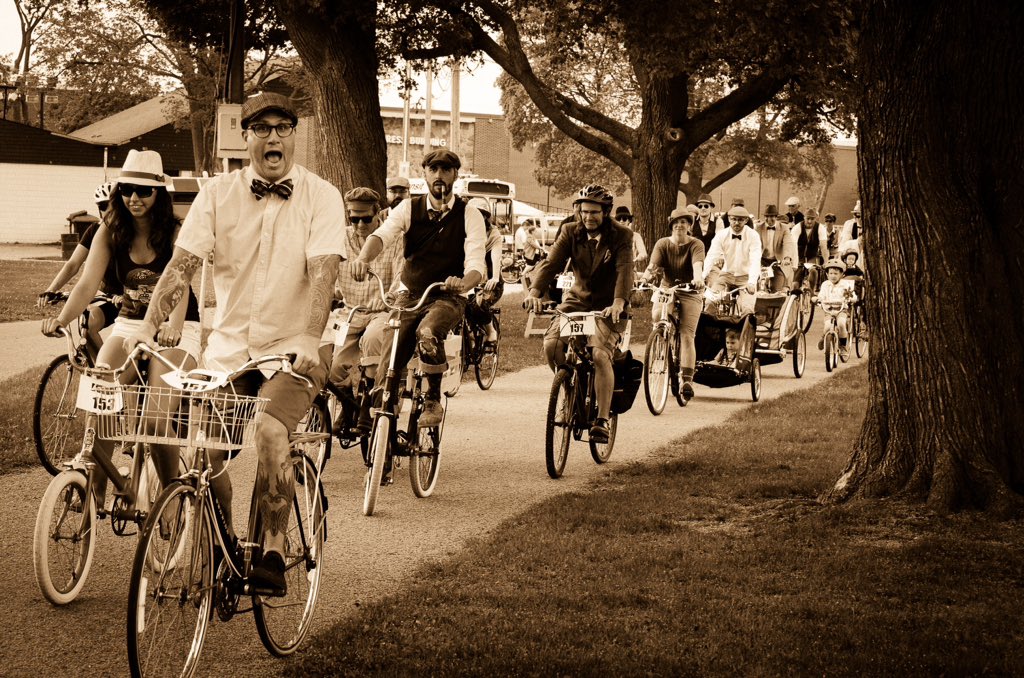 LdnCycleLink's tweet photo. Your favourite cycling event in 2015? Your favourite new infrastructure? Our year-end poll: https://t.co/b4BRS354Bx. https://t.co/SxWnH7gnsr