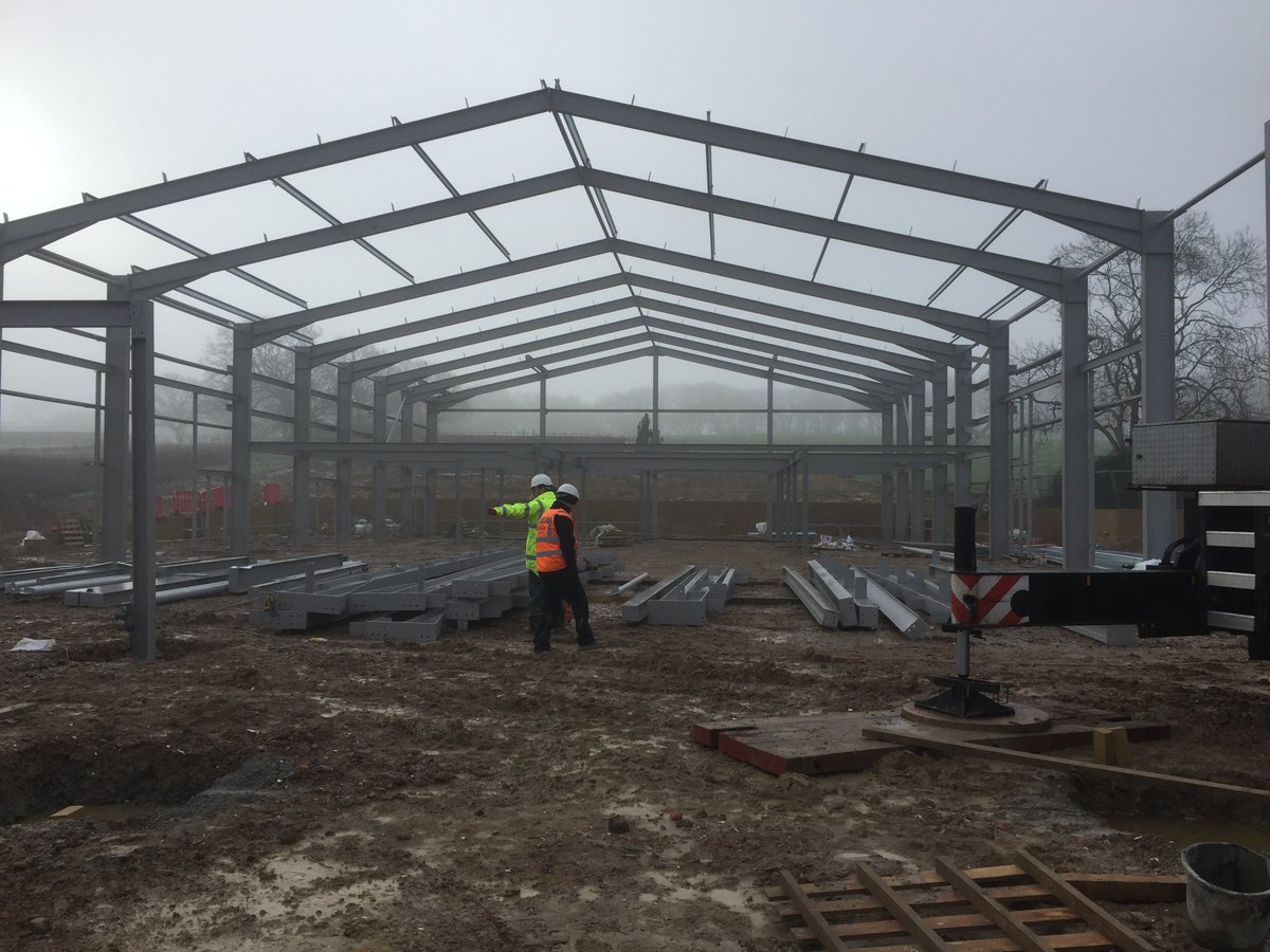 ChawtonHill's tweet photo. The steelwork erection progress over at the Polegate MRC site, despite the weather! #onprogramme #progressingewell https://t.co/XjppXrPgHP