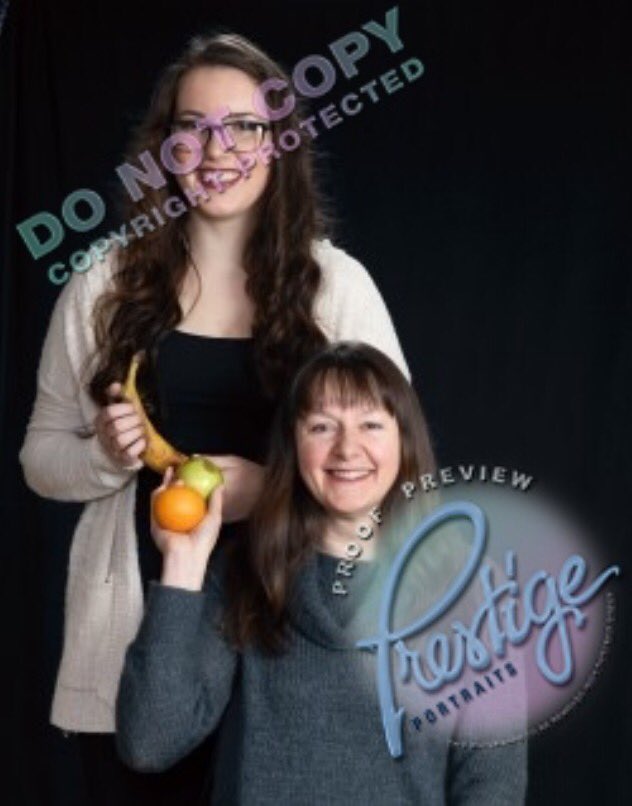 leahcorcoran77's tweet photo. #Murrin #fruit #OuiMaBelle https://t.co/lsnkRbWPfr