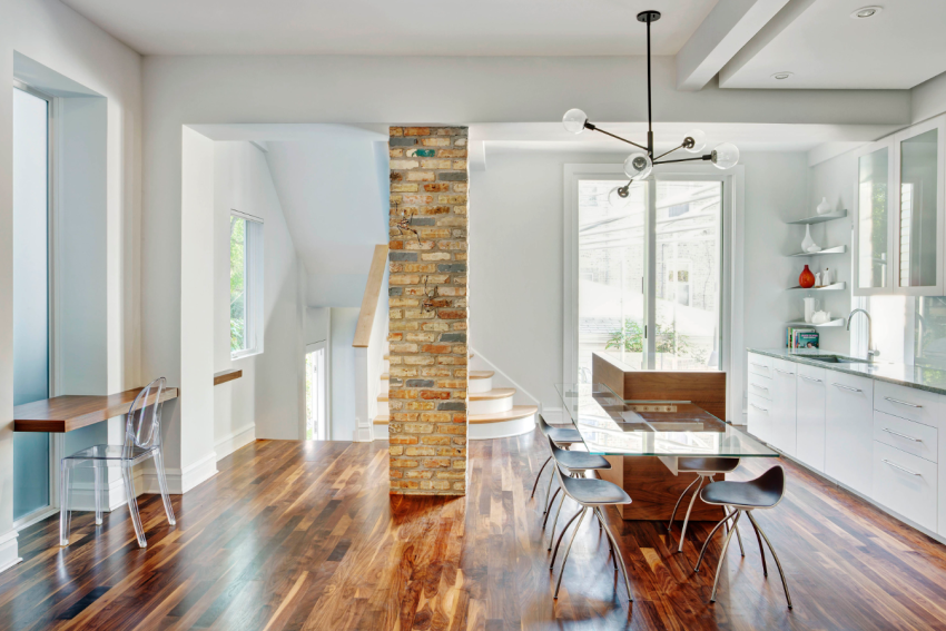 builderonline's tweet photo. LIGHT AND BRIGHT CHICAGO KITCHEN SERVES UP ARTFUL DESIGN
https://t.co/3YsvAWaoSl https://t.co/GkEzJ4Gkp8