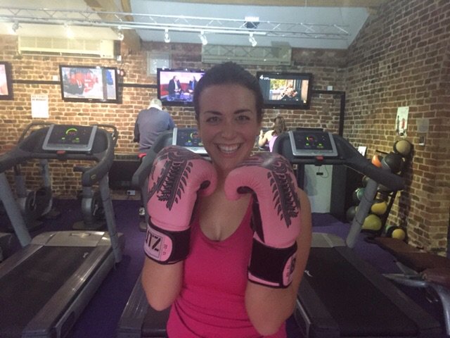 GTBodycoaching's tweet photo. Penny Wills - 12 Weeks Pregnant and then still smashing the boxing training 

#boxing-fit #getlean2016 https://t.co/Pssav4JitZ