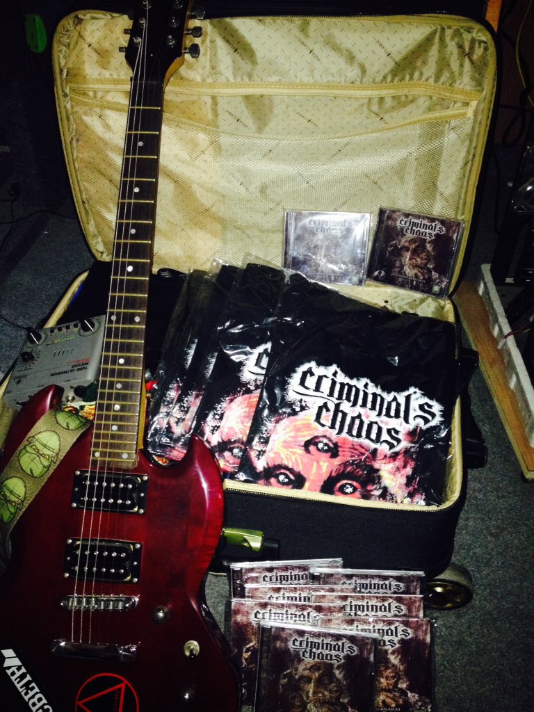 Ready ... Official original marchendise Tshirt + CD album Criminal's Chaos "Dendam berkarat" ... Berminat..? 😎