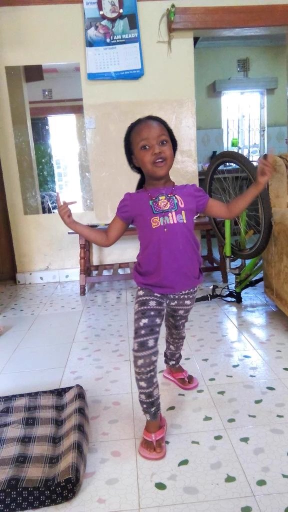 InsecurityKE's tweet photo. ALERT: Help find missing girl. Contact @andyreggy if you know her whereabouts/report to the nearest police station https://t.co/hDumKkNed3