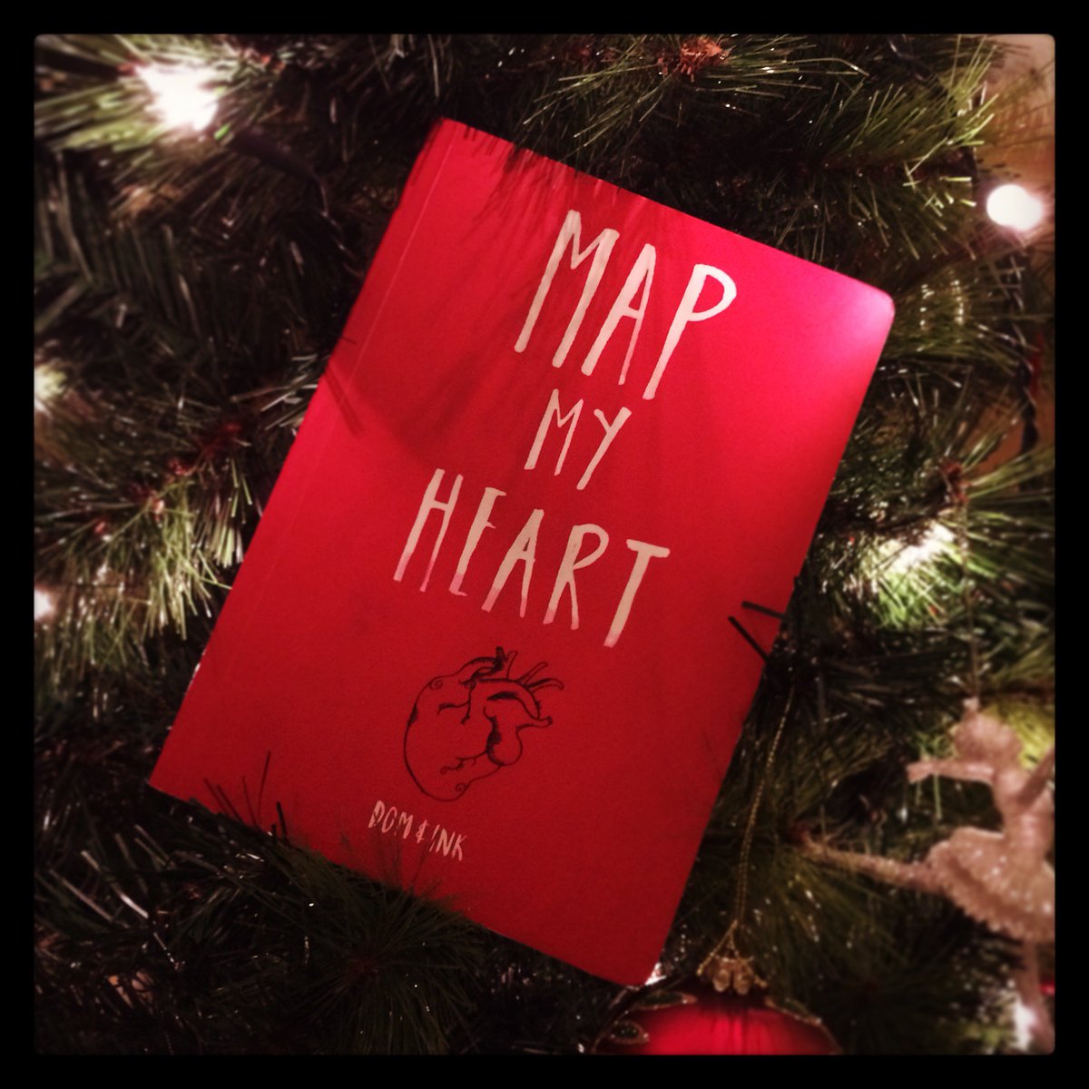HuckAndPucker's tweet photo. So it's #TwelfthNight and time to take down the #MapMyHeart Christmas tree! *cries a little* @Dom_and_Ink https://t.co/SFVCR11DBy