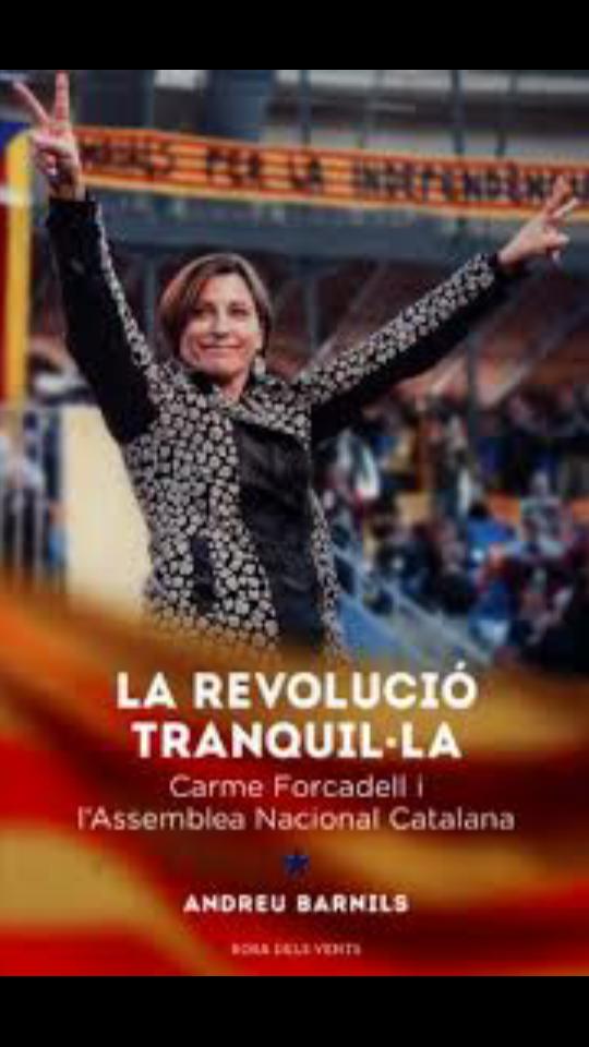 encampanya's tweet photo. Els millors llibres de literatura fantàstica i d'humor del 2015. https://t.co/yF4Htc262M