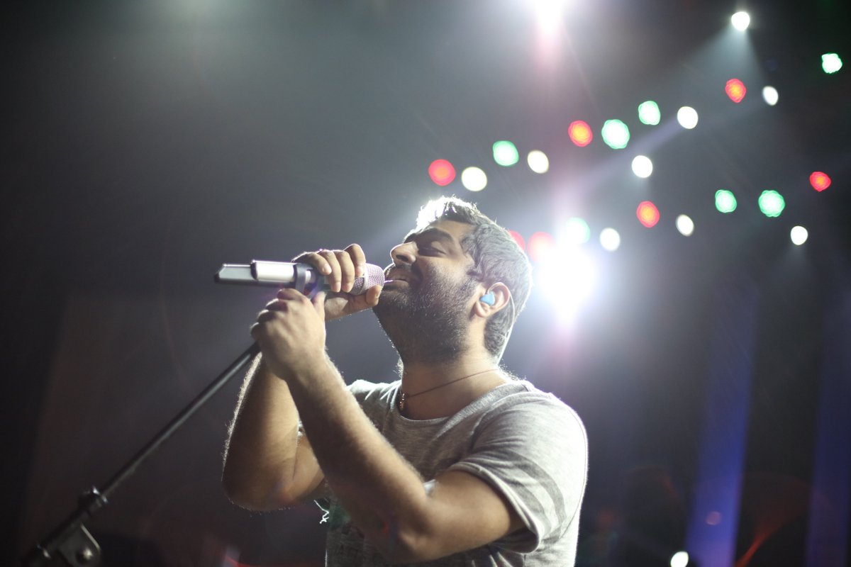 SaazzMusic's tweet photo. Make some noise for @TheArijitSingh 
LIVE from the sound check for #Saazz2016 
#ArijitSingh #Music #Romance https://t.co/SQIwa9g1yB