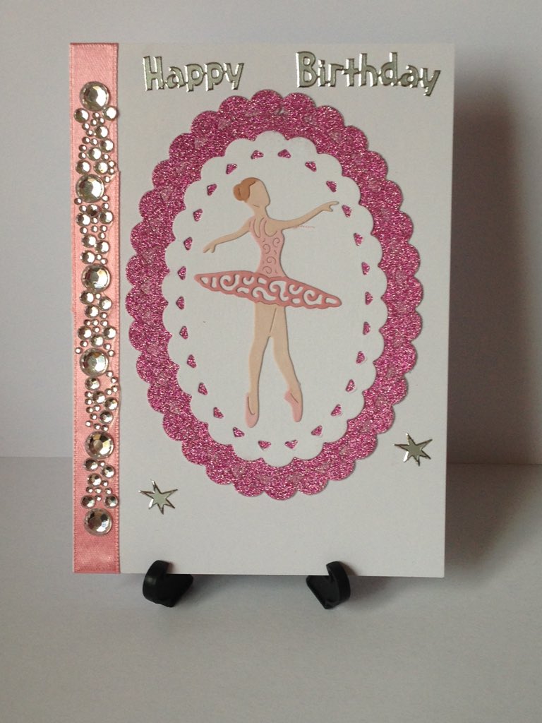craft_fairys's tweet photo. Birthday card i made #cardmaking #handmade https://t.co/sPLUOsoE53