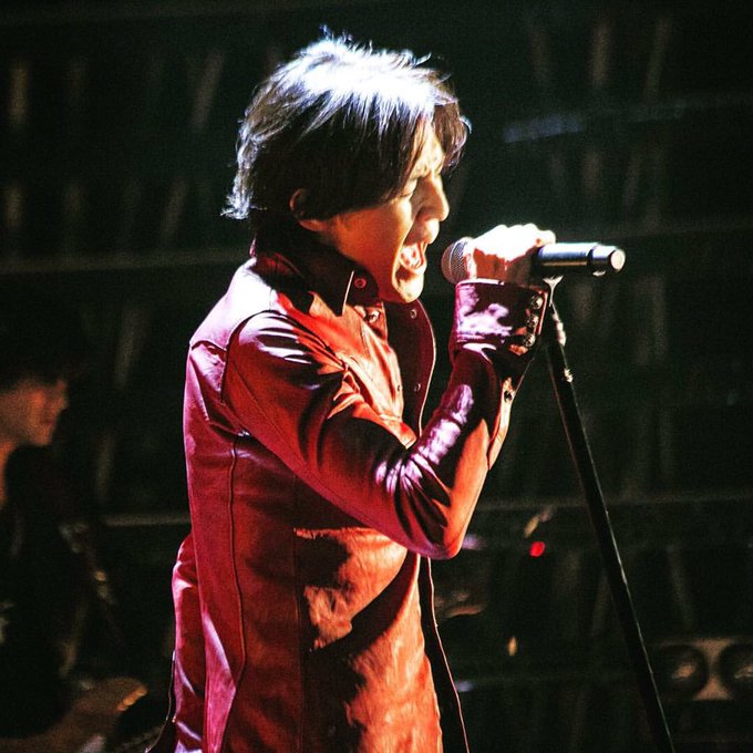 B Z稲葉浩志 Smapxsmap新春スペシャル 1月11日 月 21時初出演 初セッションが話題に スマホクラブ